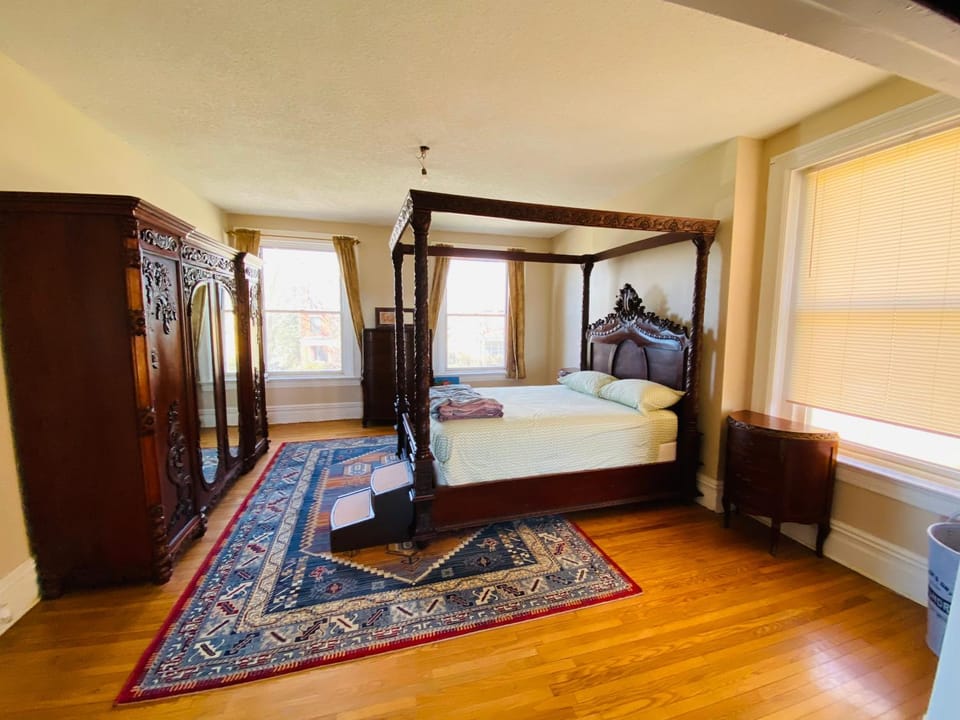 Carrick Castle Vacation rental in Pittsburgh