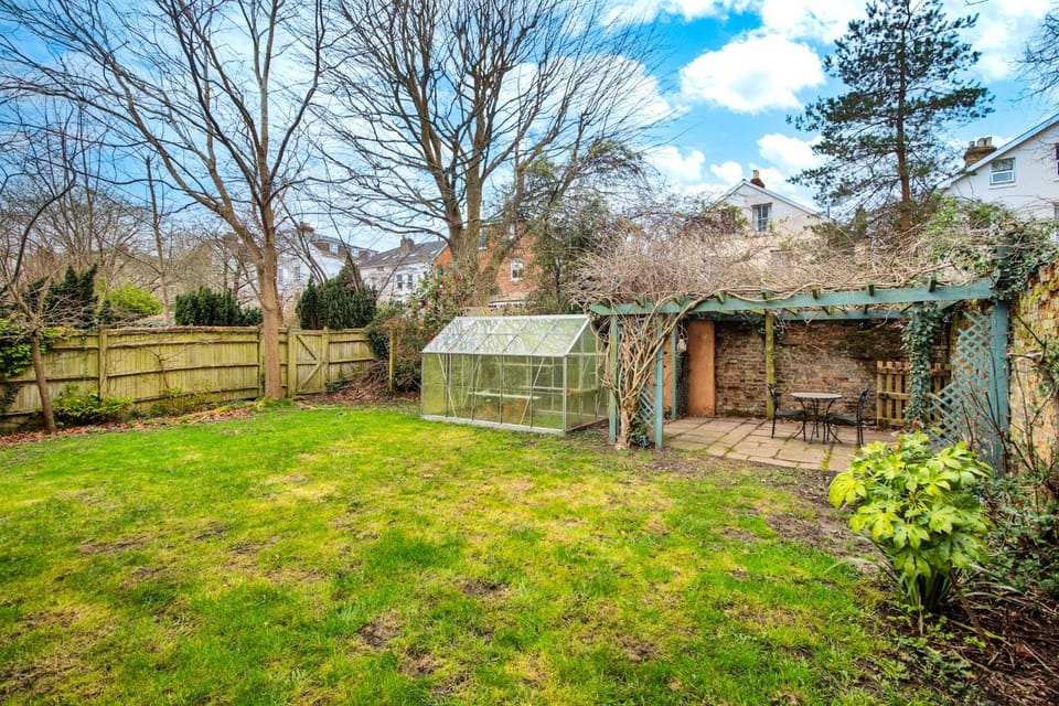Garden, Garden view