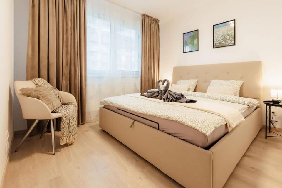 BNB FlyStay Balcony Retreat Apartment in Bratislava