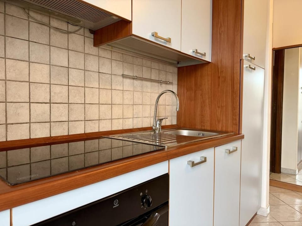 HOST4U - Casa Antonietta Apartment in Diano Marina Beach Apartment in Diano Marina