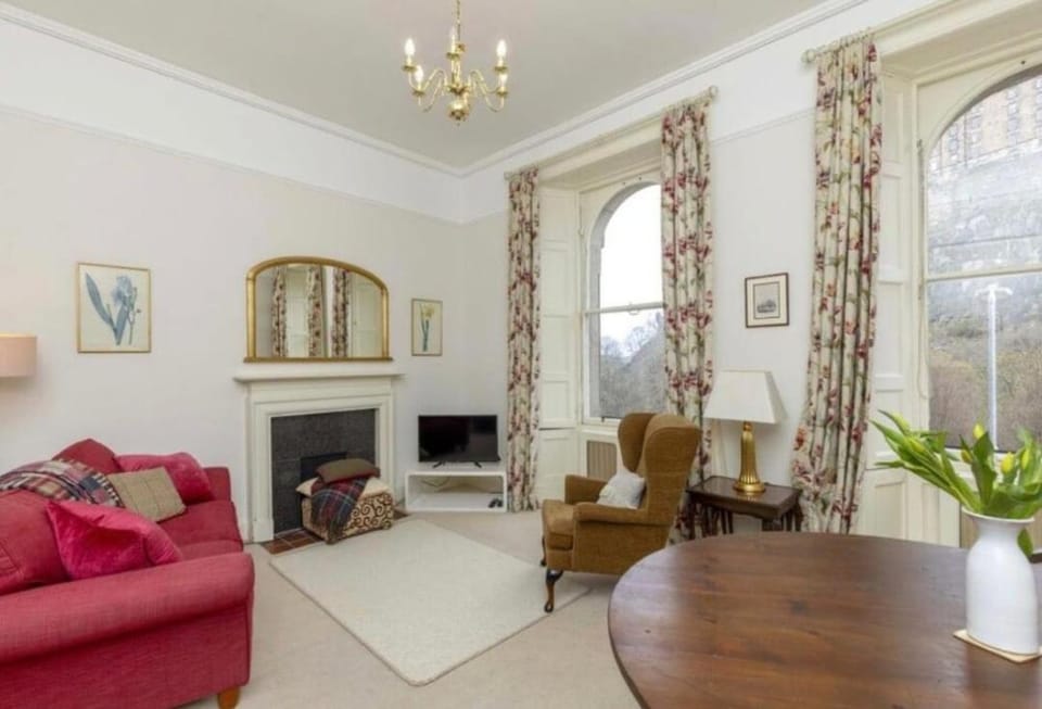 Castle View Retreat Apartment in Edinburgh