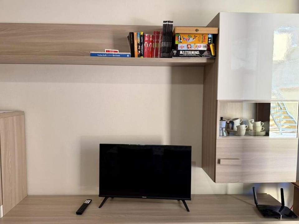 HOST4U - Melinda's Beach House in Imperia with big Terrace Apartment in Imperia