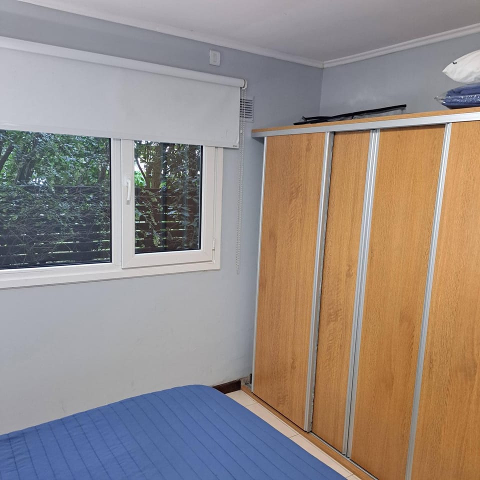 Photo of the whole room, wardrobe