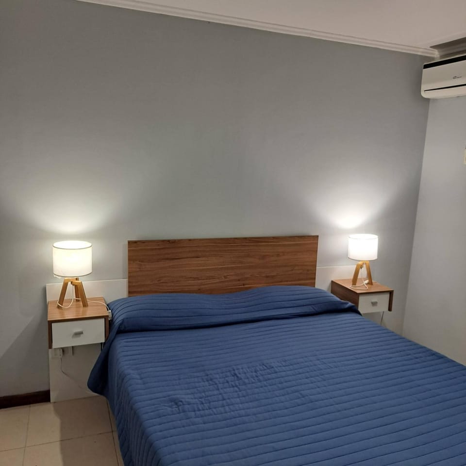 Bed, Photo of the whole room, Bedroom, air conditioner