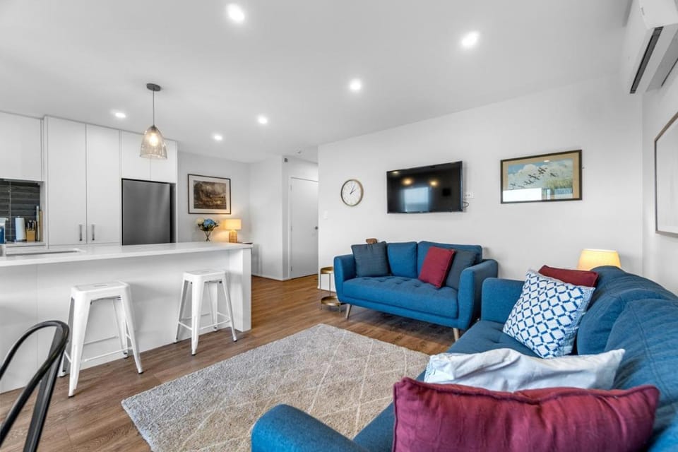 TV and multimedia, Living room, heating, kitchen, air conditioner