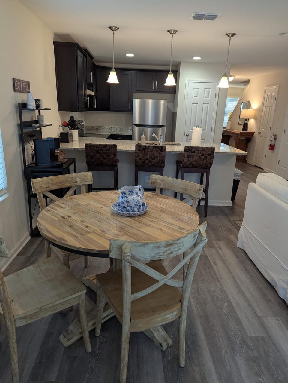 4 Bedroom Townhome in Beautiful Jacksonville, FL House in Jacksonville