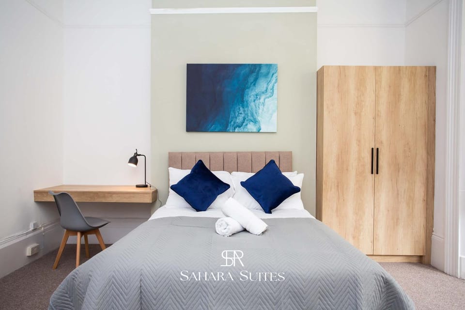 Bed, Photo of the whole room, Bedroom, towels, wardrobe