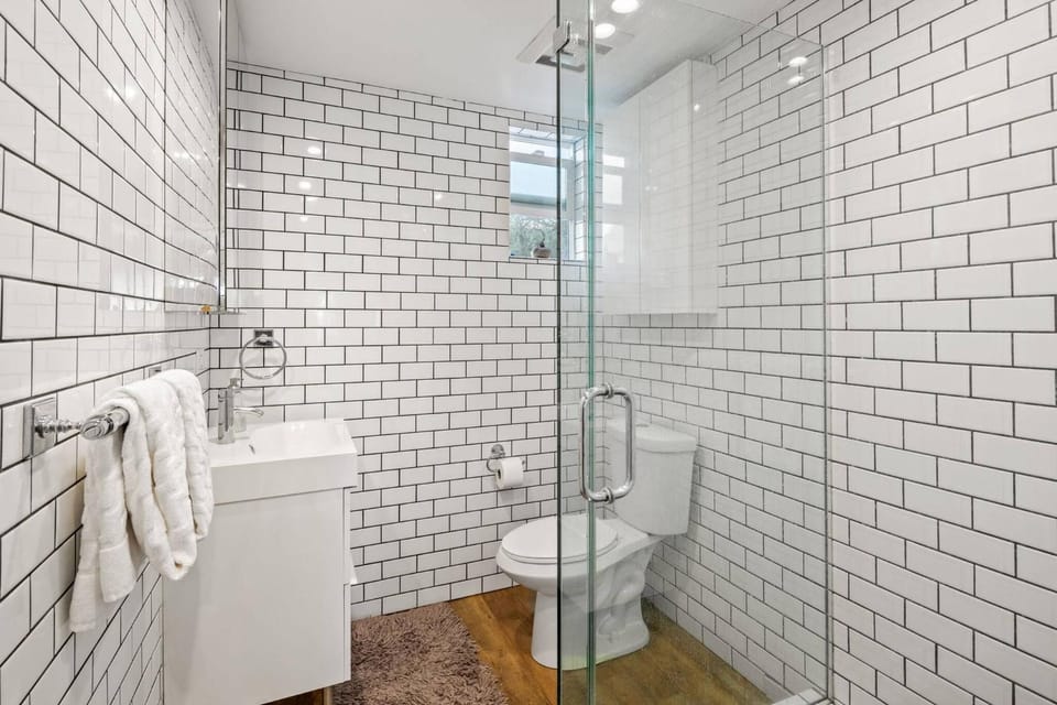 Toilet, Bathroom