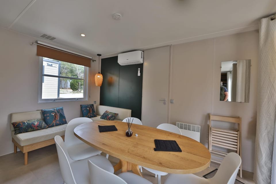 Roi Soleil - Bungalow - 6 couchages House in Sausset-les-Pins