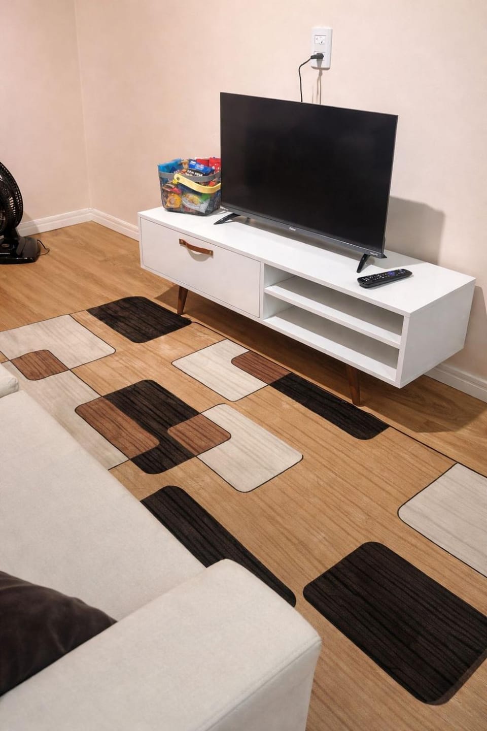 Communal lounge/ TV room, TV and multimedia, Evening entertainment