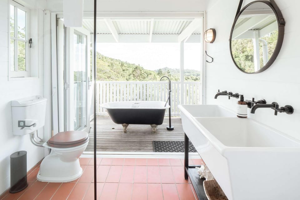 Bathroom, Bath