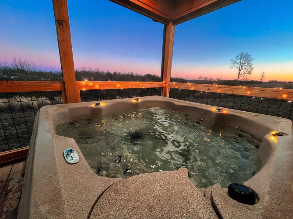 Cat's Cradle - RRG Sunset Views Hot Tub WiFi Pet Friendly Near Natural Bridge State Park House in Kentucky