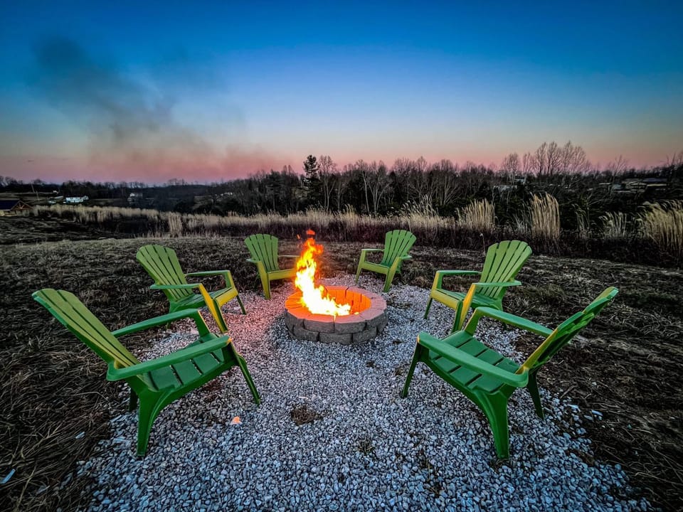 Cat's Cradle - RRG Sunset Views Hot Tub WiFi Pet Friendly Near Natural Bridge State Park House in Kentucky