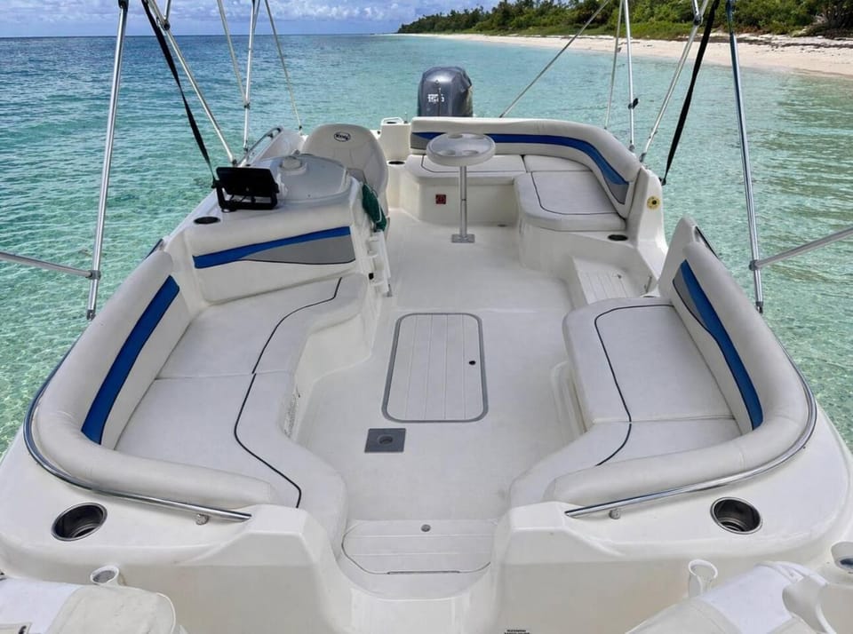 Castaway Retreat - Free Boat Charter Included with 5 Night stay! House in Pensacola Beach