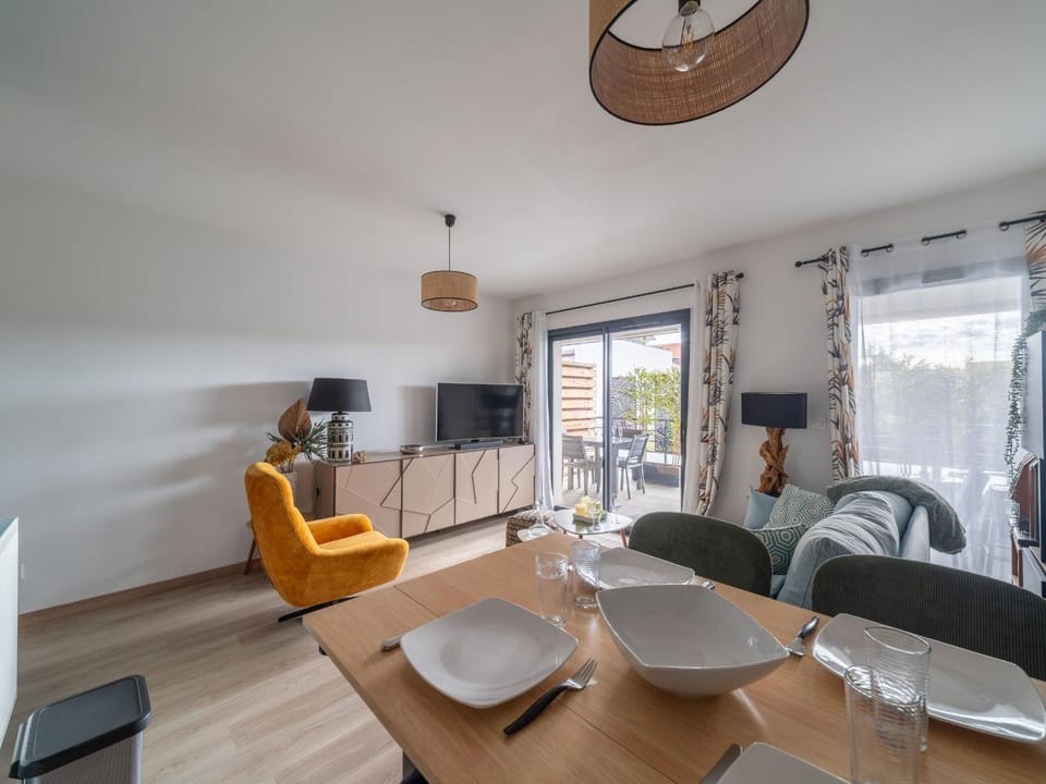 Appartement avec parking privatif - 4 pers. - FR-1-319-635 Apartment in Parentis-en-Born