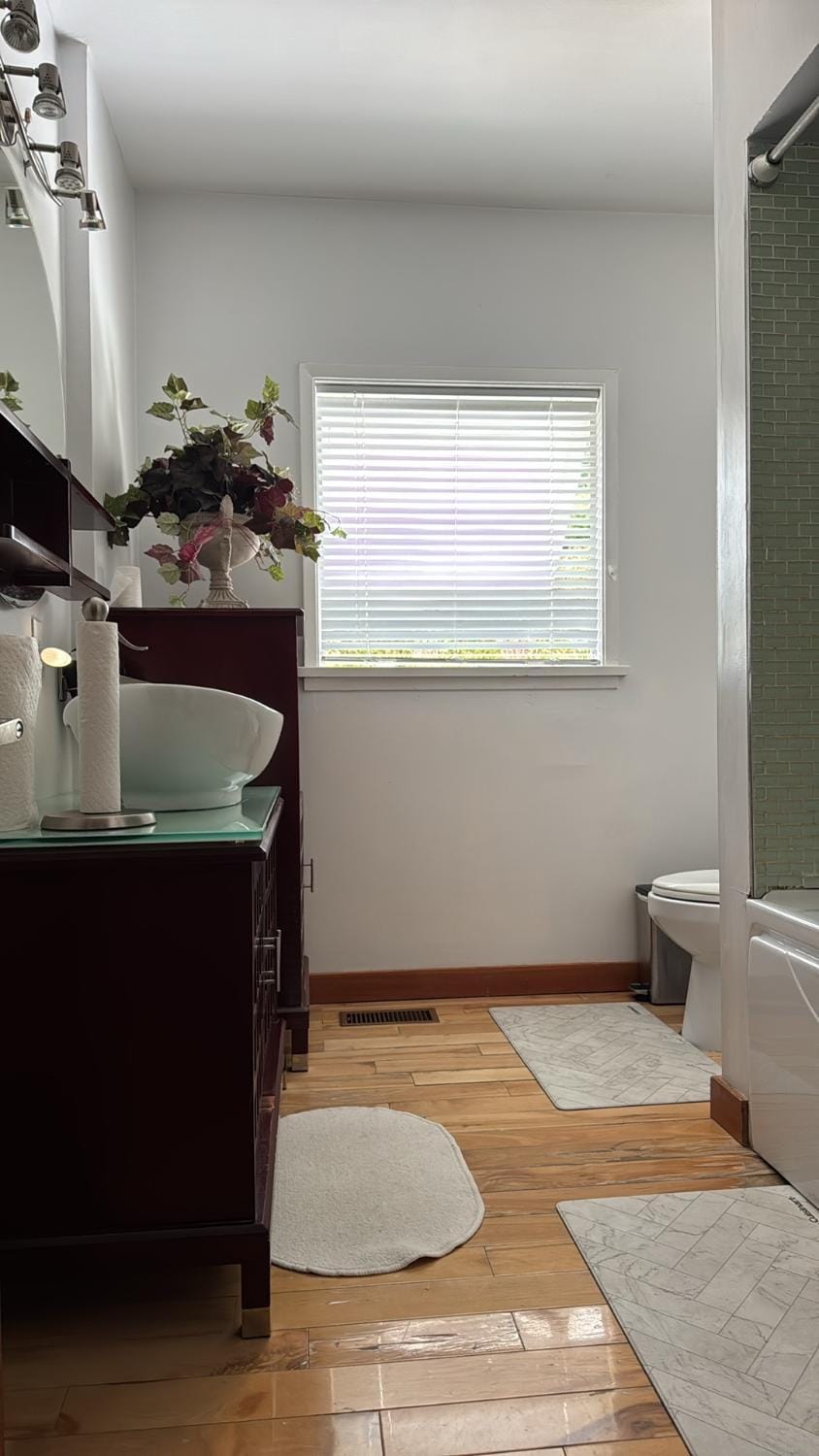 Bathroom, bidet