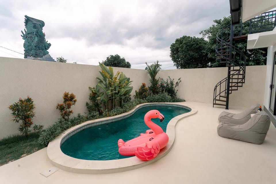 Natural landscape, Pool view, Swimming pool