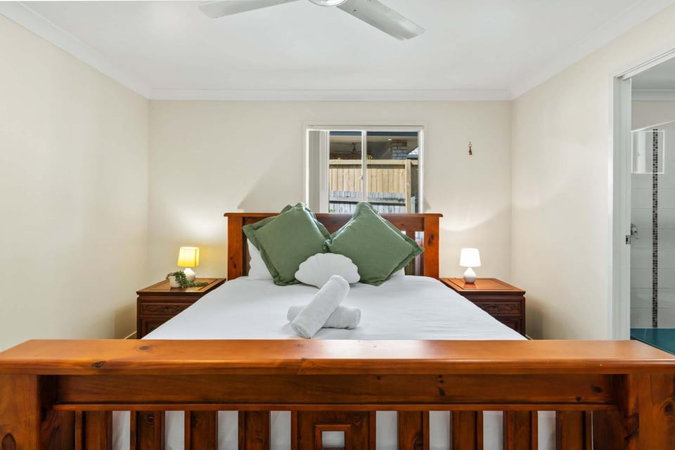 Comfortable 4BR Coomer Escape Close to Everything House in Coomera