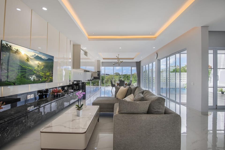 Living room, kitchen