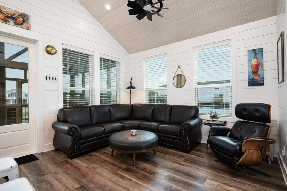 Crabby Beaver home House in Bolivar Peninsula
