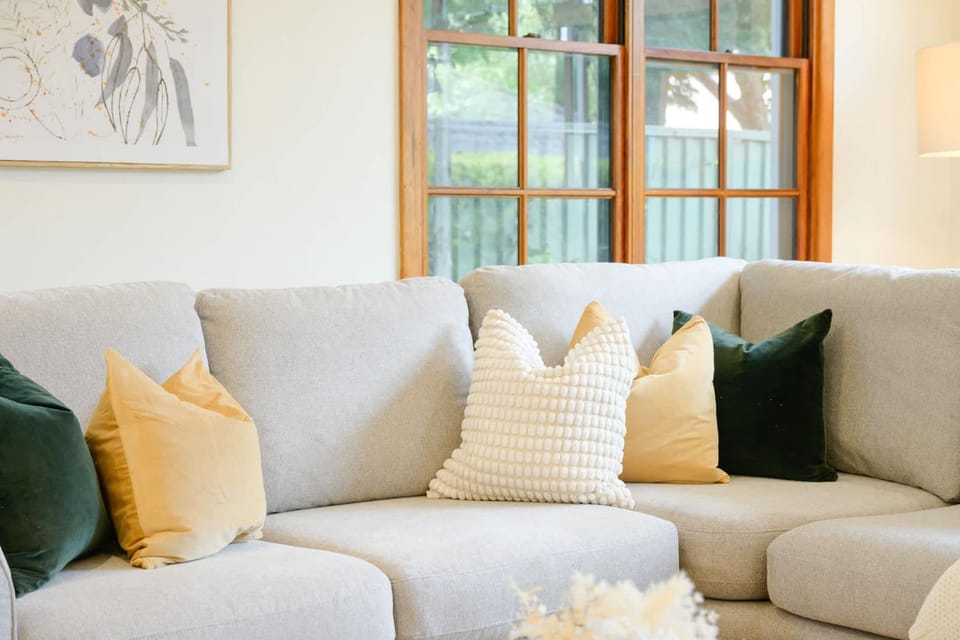 Peaceful Riverview Retreat Near Chatswood & City House in Sydney