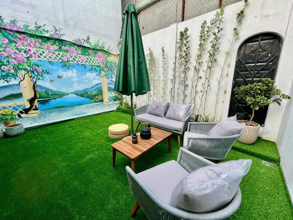 Garden, Balcony/Terrace