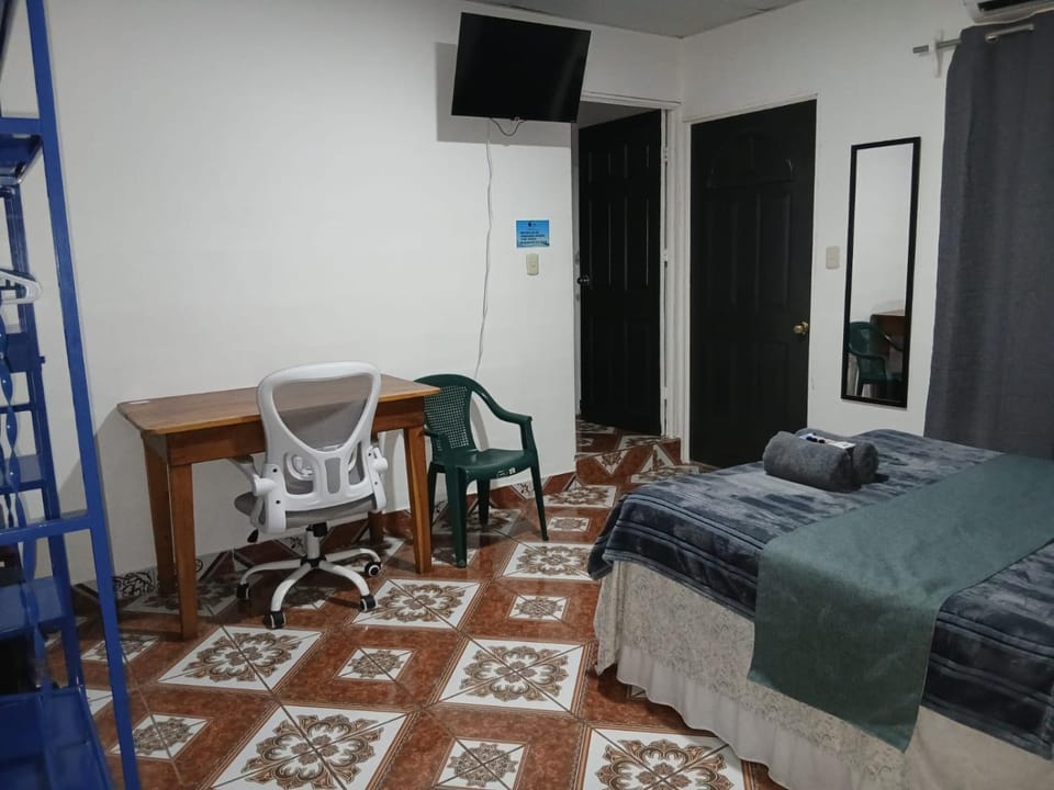 Tuncosurfhouse Bed and Breakfast in La Libertad Department, El Salvador