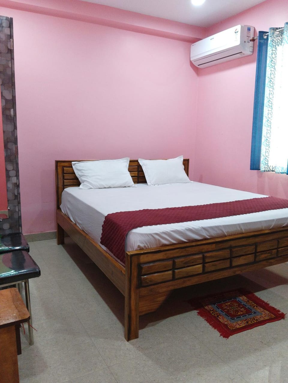 BHS Deluxe Rooms Hotel in Puri