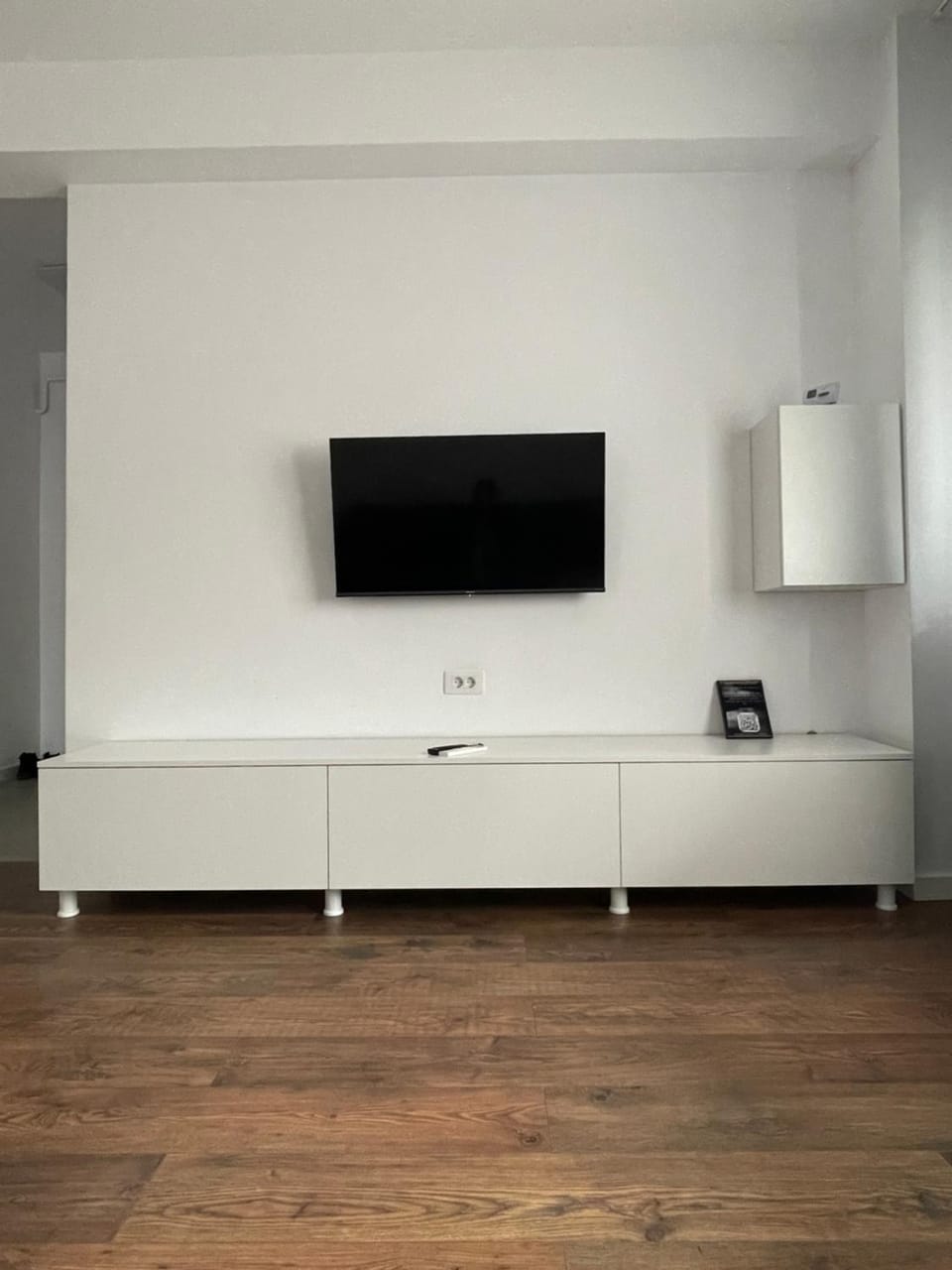 Communal lounge/ TV room, TV and multimedia, Evening entertainment