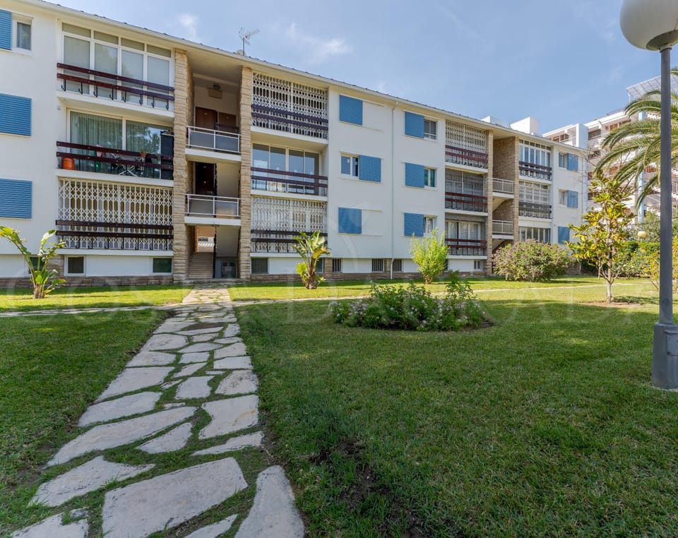 Property building, Garden, Garden view