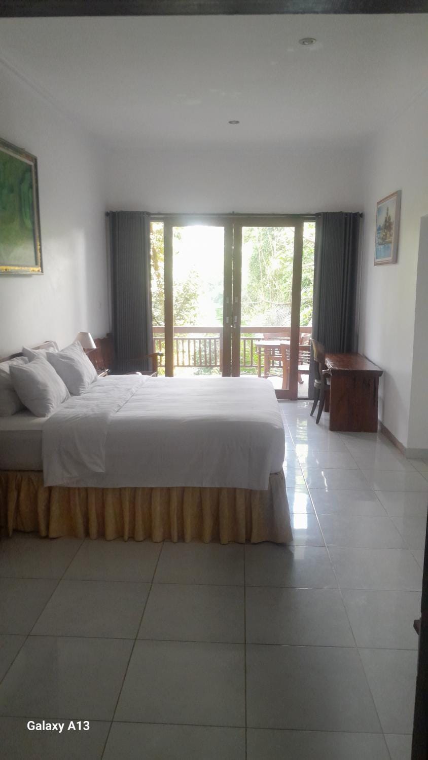 Ubud Riverside House Apartment in Tampaksiring