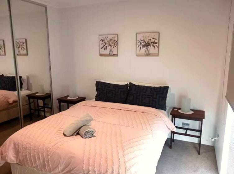 Sunset Stay Catalina Clarkson Apartment in Perth