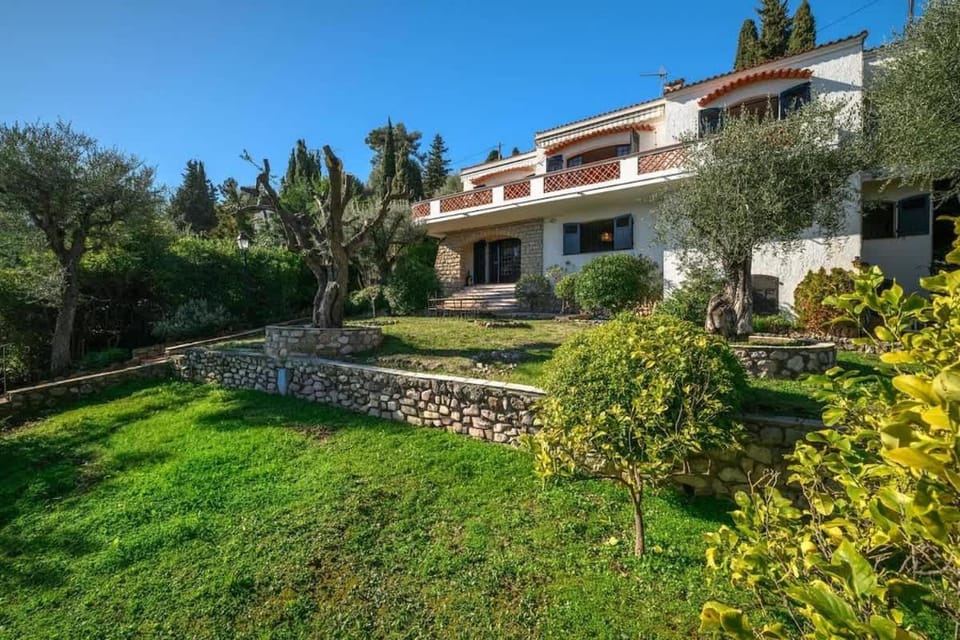 Villa de charme proche Monaco vue imprenable sur la mer House in Roquebrune-Cap-Martin