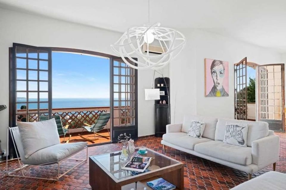 Villa de charme proche Monaco vue imprenable sur la mer House in Roquebrune-Cap-Martin