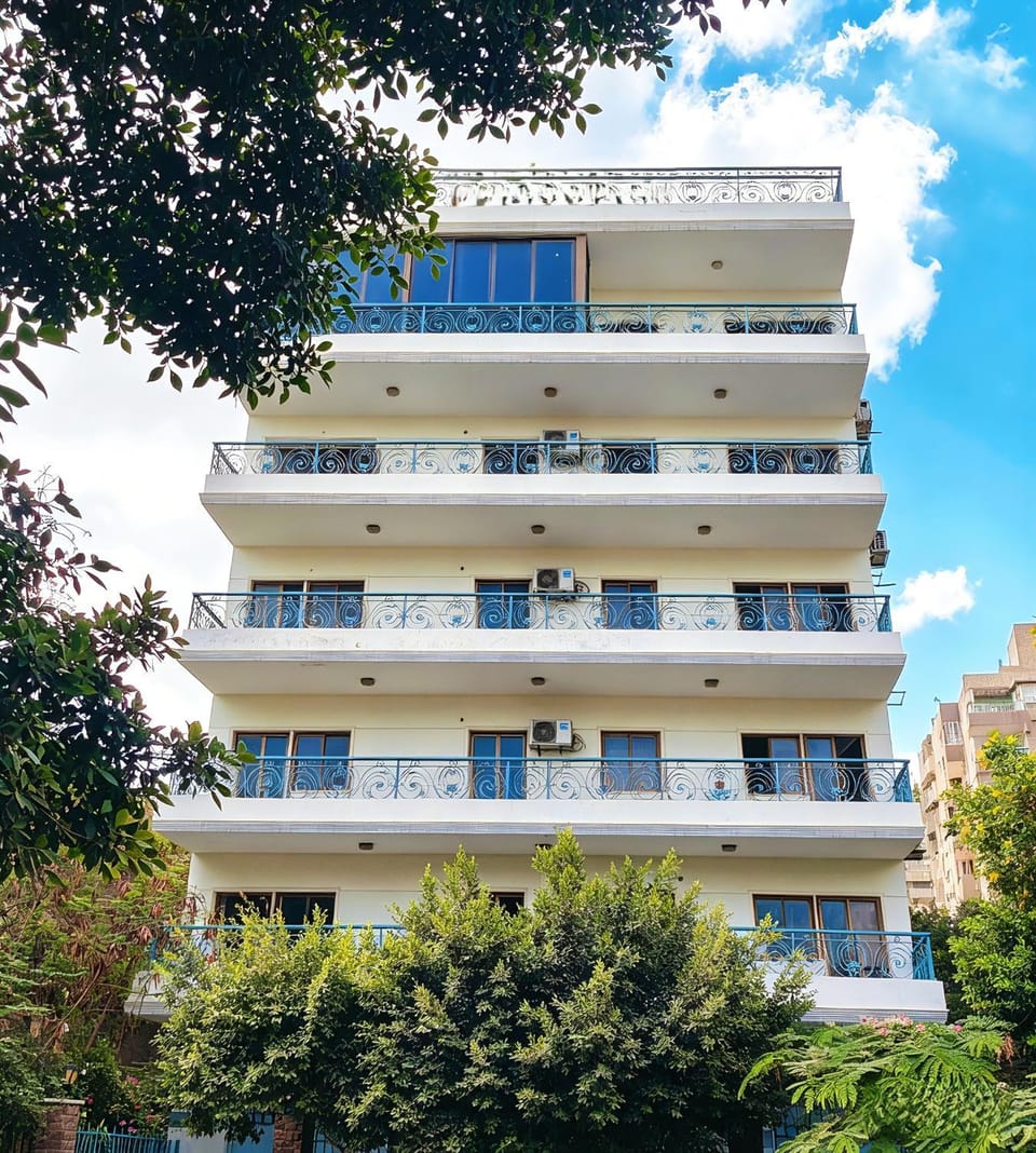 Property building, Day, View (from property/room), Balcony/Terrace
