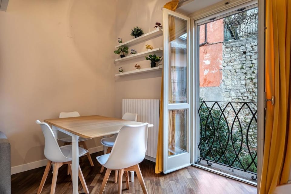 metro, ospedale, centro - Brescia city loft Apartment in Province of Brescia