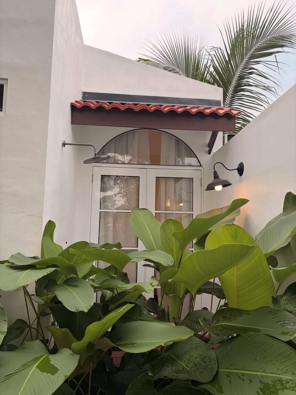 Mersika Teja Beachfront Studio Garden View 10mins Drive to Mersing Jetty TOWN Villa in Mersing