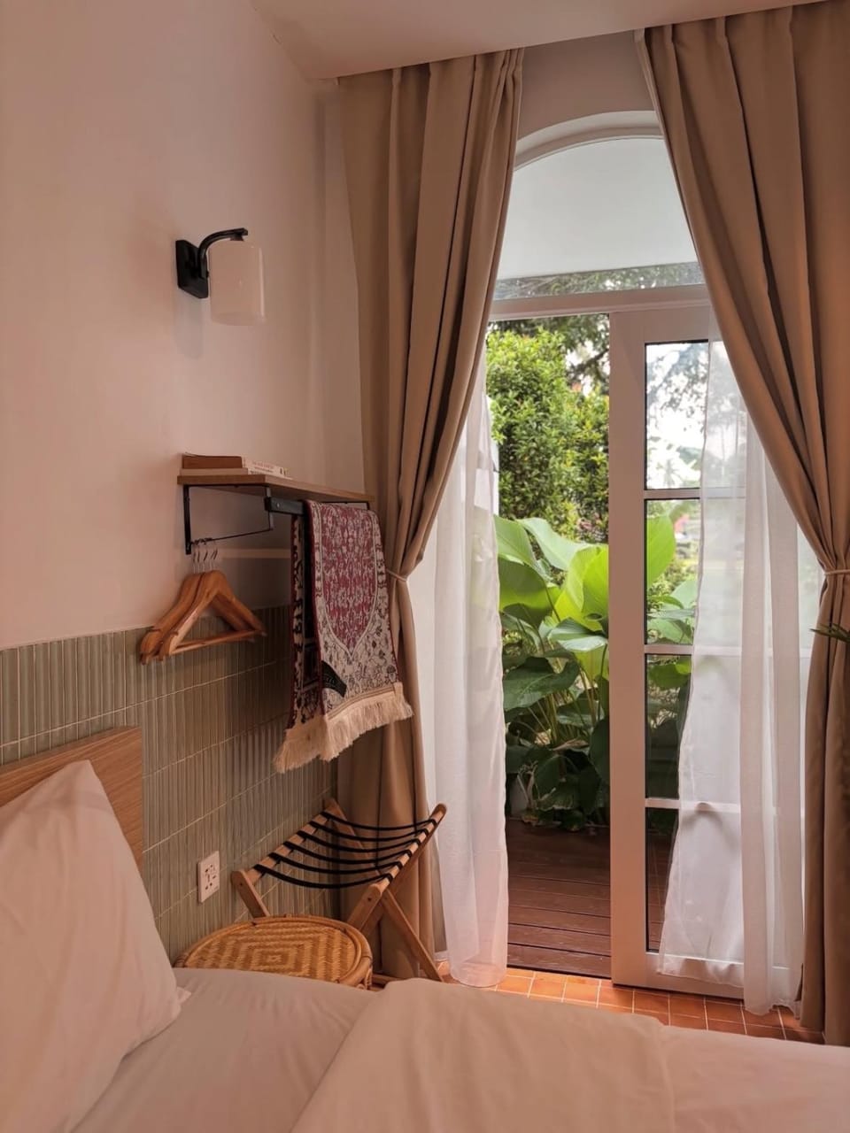 Mersika Teja Beachfront Studio Garden View 10mins Drive to Mersing Jetty TOWN Villa in Mersing