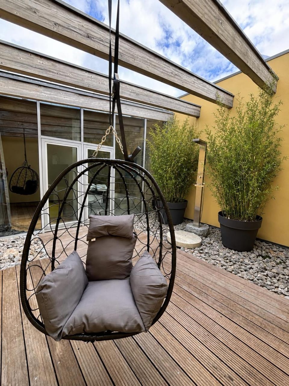 Patio, Garden, Balcony/Terrace, Balcony/Terrace