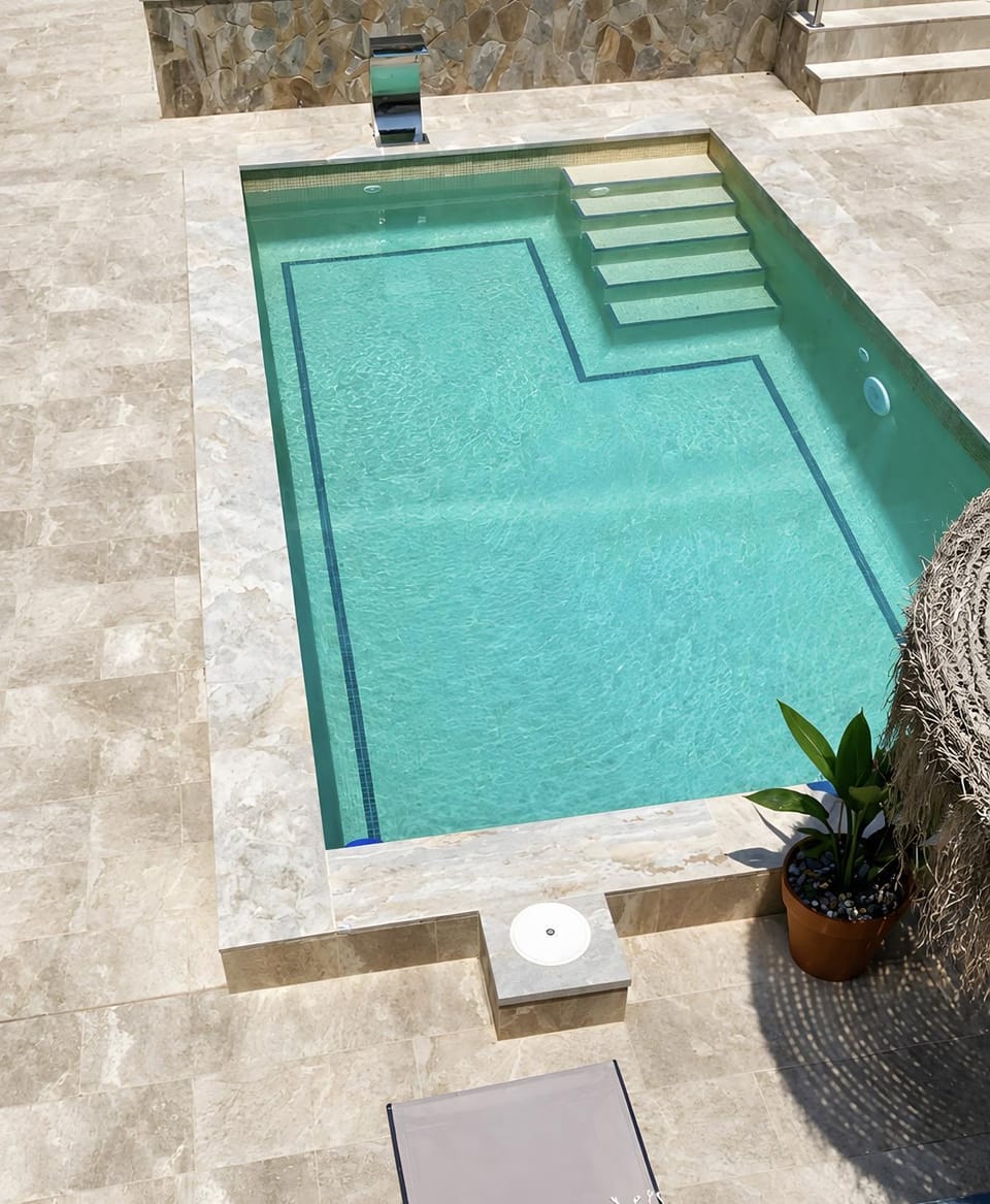 Property building, Swimming pool