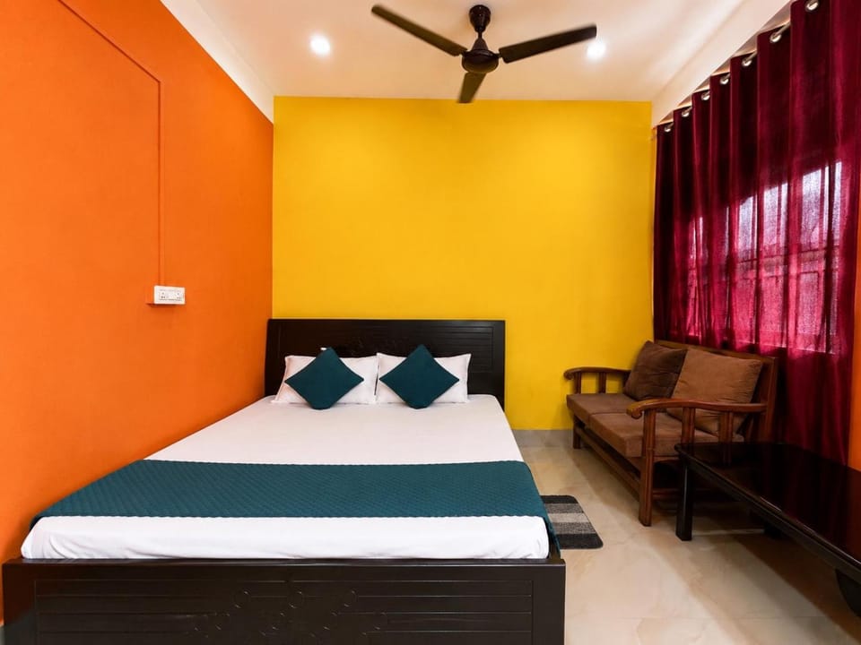 SK Lodge Near Guwahati Airport Hotel in India