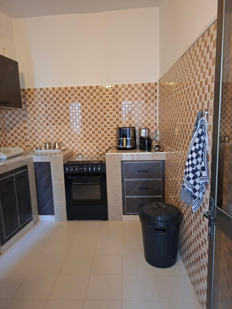 La Maison Blanche Apartment in Dakar Region, Senegal