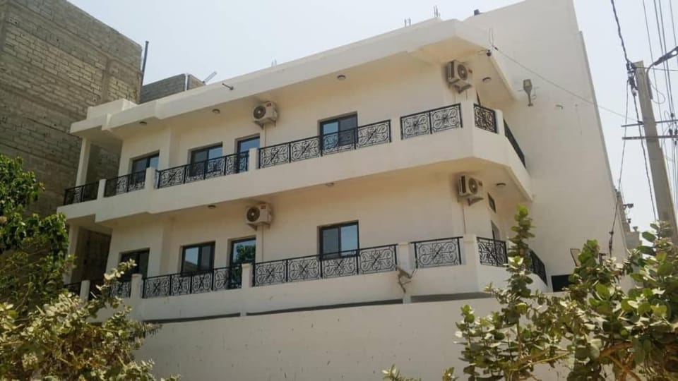 La Maison Blanche Apartment in Dakar Region, Senegal