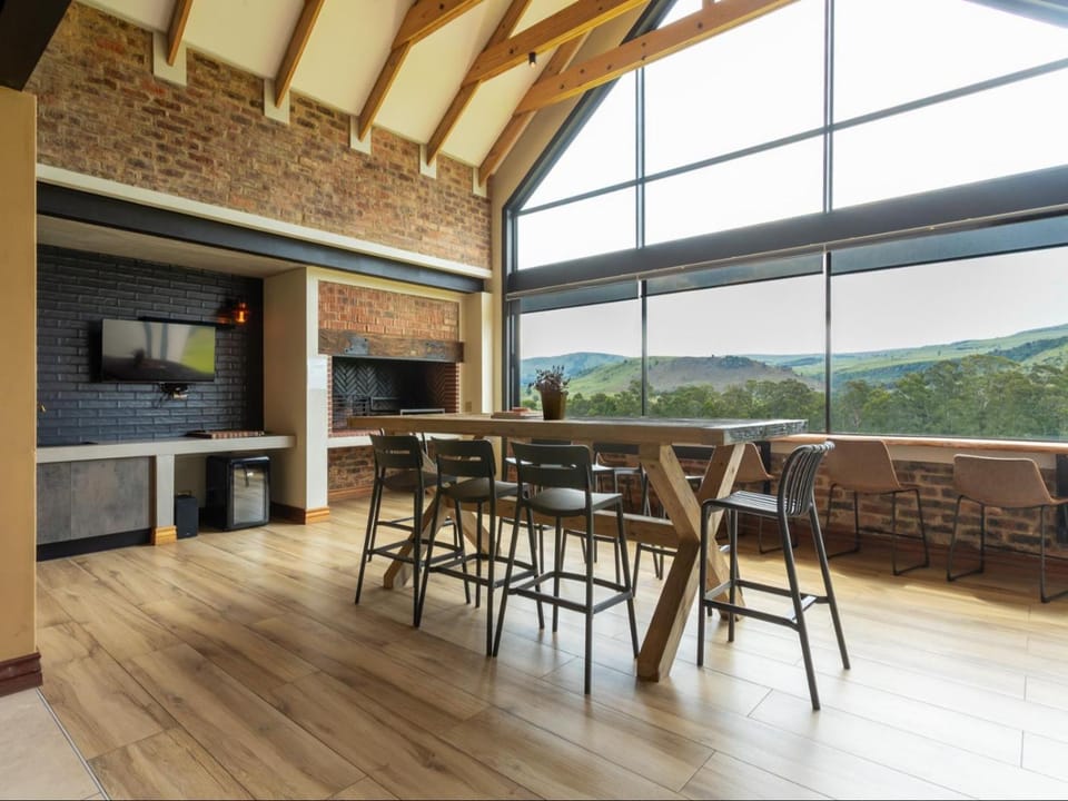 BBQ facilities, Dining area