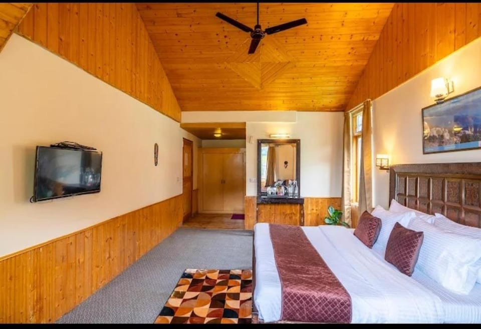 Aastha Magnum Opus Cottage Bed and Breakfast in Manali