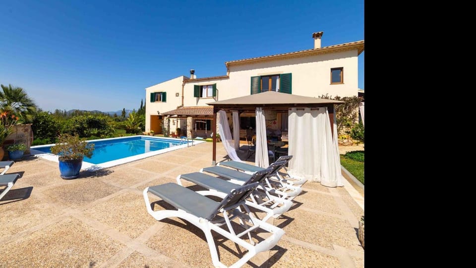 Property building, Pool view