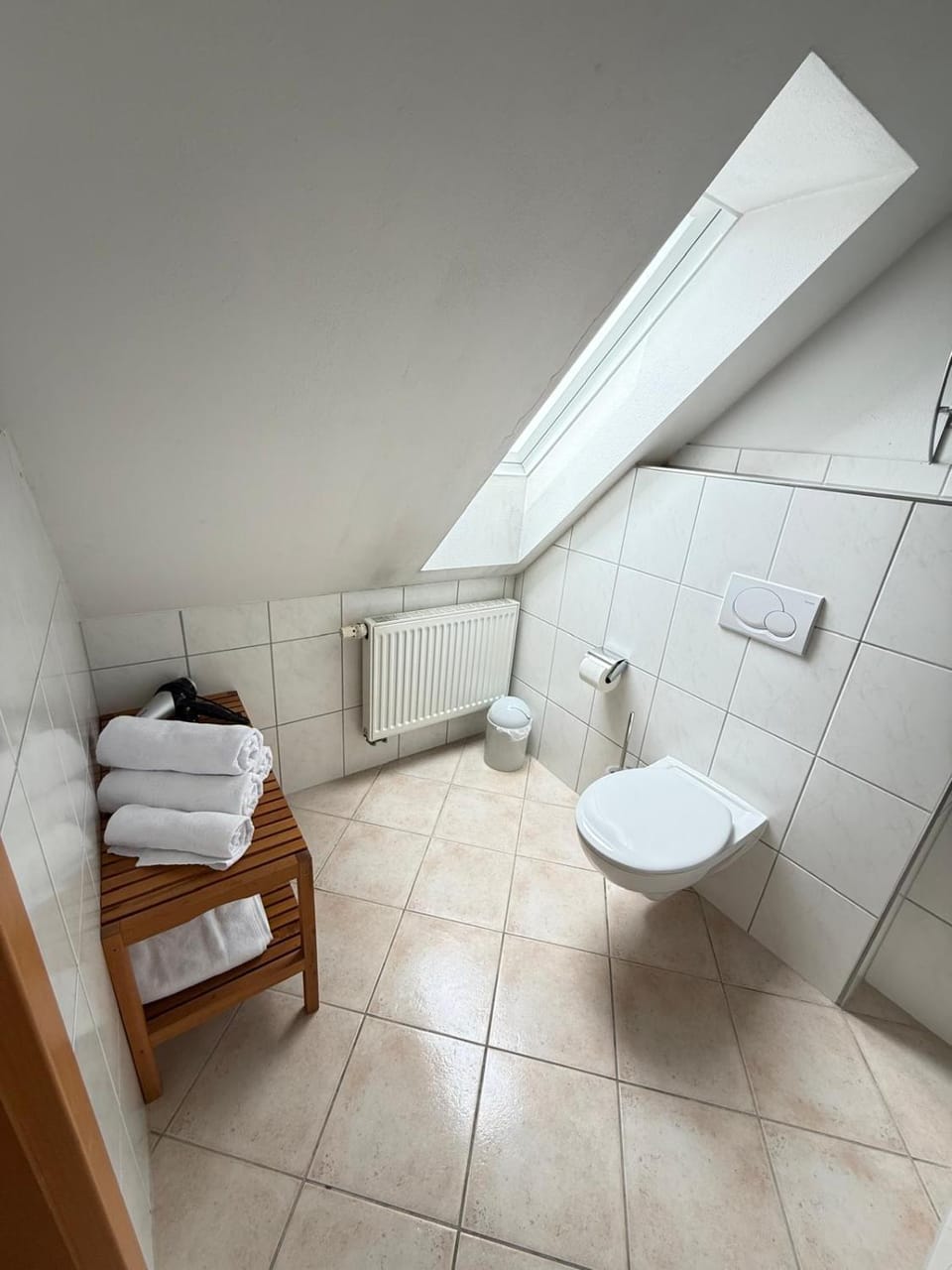 Scharnhaeusle - Guest Room in Ostfildern Apartment in Esslingen