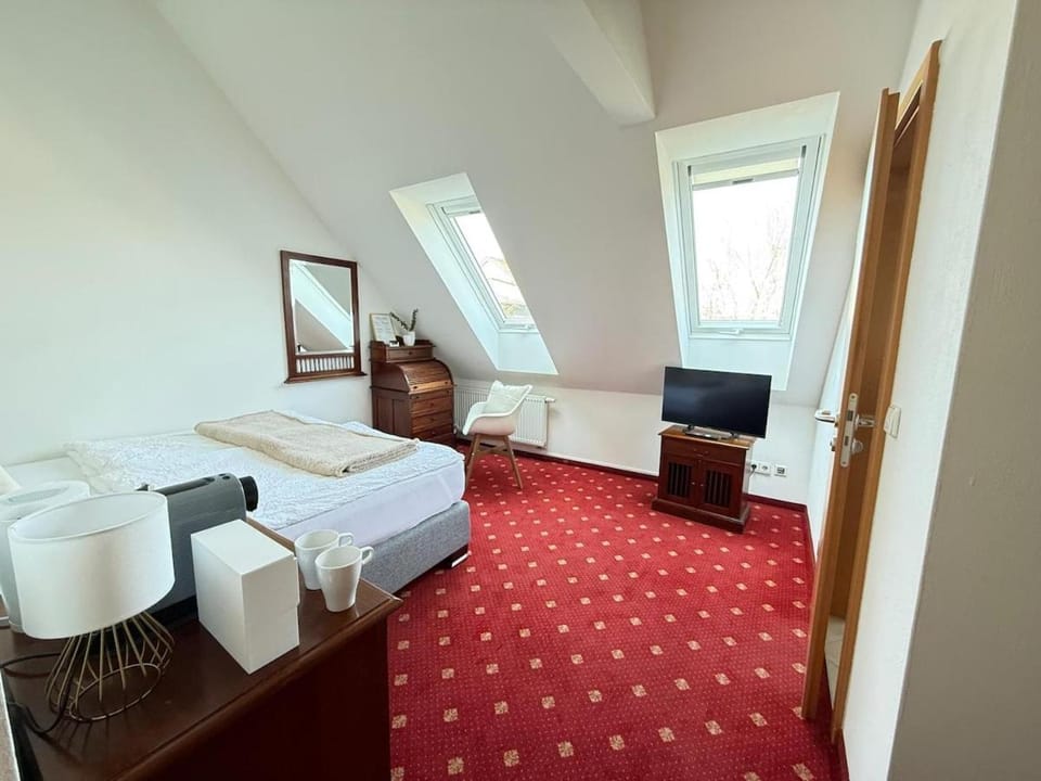 Scharnhaeusle - Guest Room in Ostfildern Apartment in Esslingen