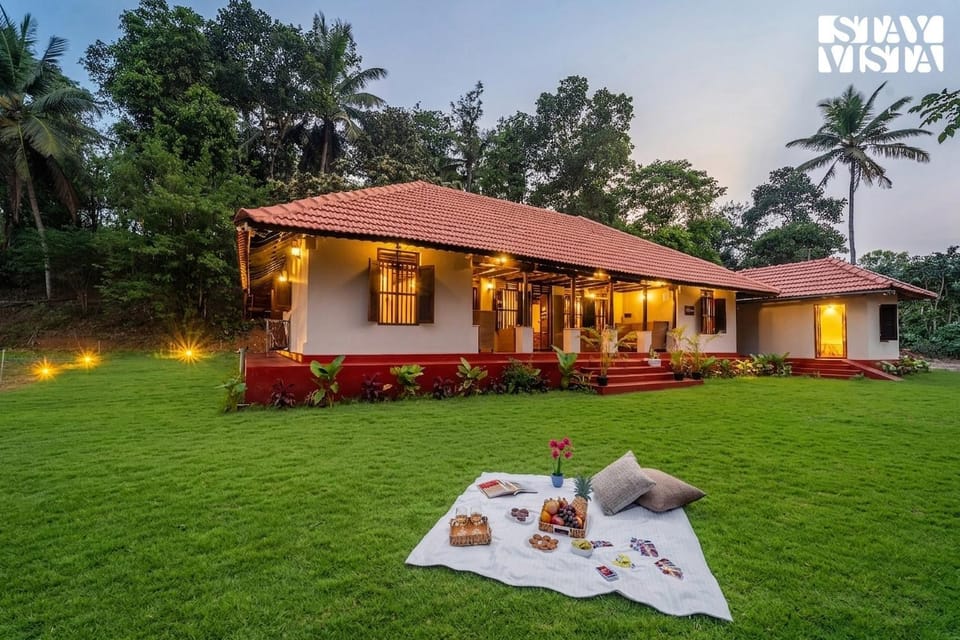 Property building, Garden