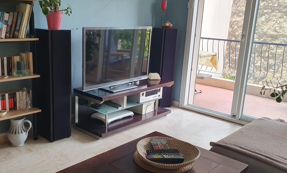 TV and multimedia, Living room